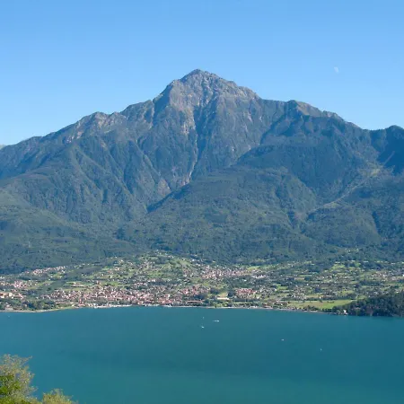 Locazione Turistica Casa Uni Ca Apartament Colico