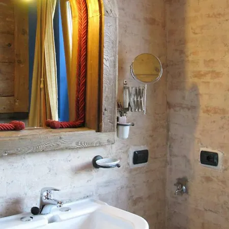 Locazione Turistica Casa Uni Ca Apartament *